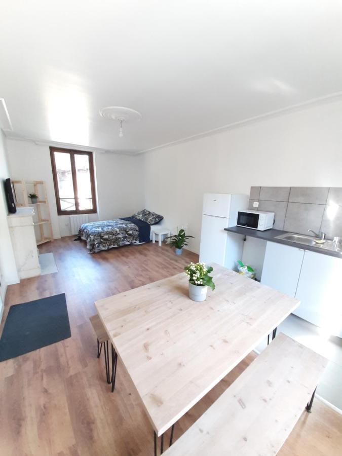 Residence Du Houx - 5 Сюрвилье Экстерьер фото